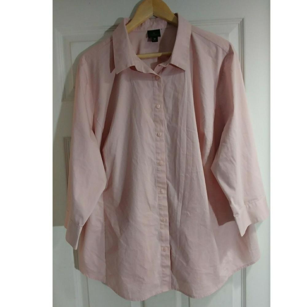 🔽➕ Worthington 💜 Button Work Blouse